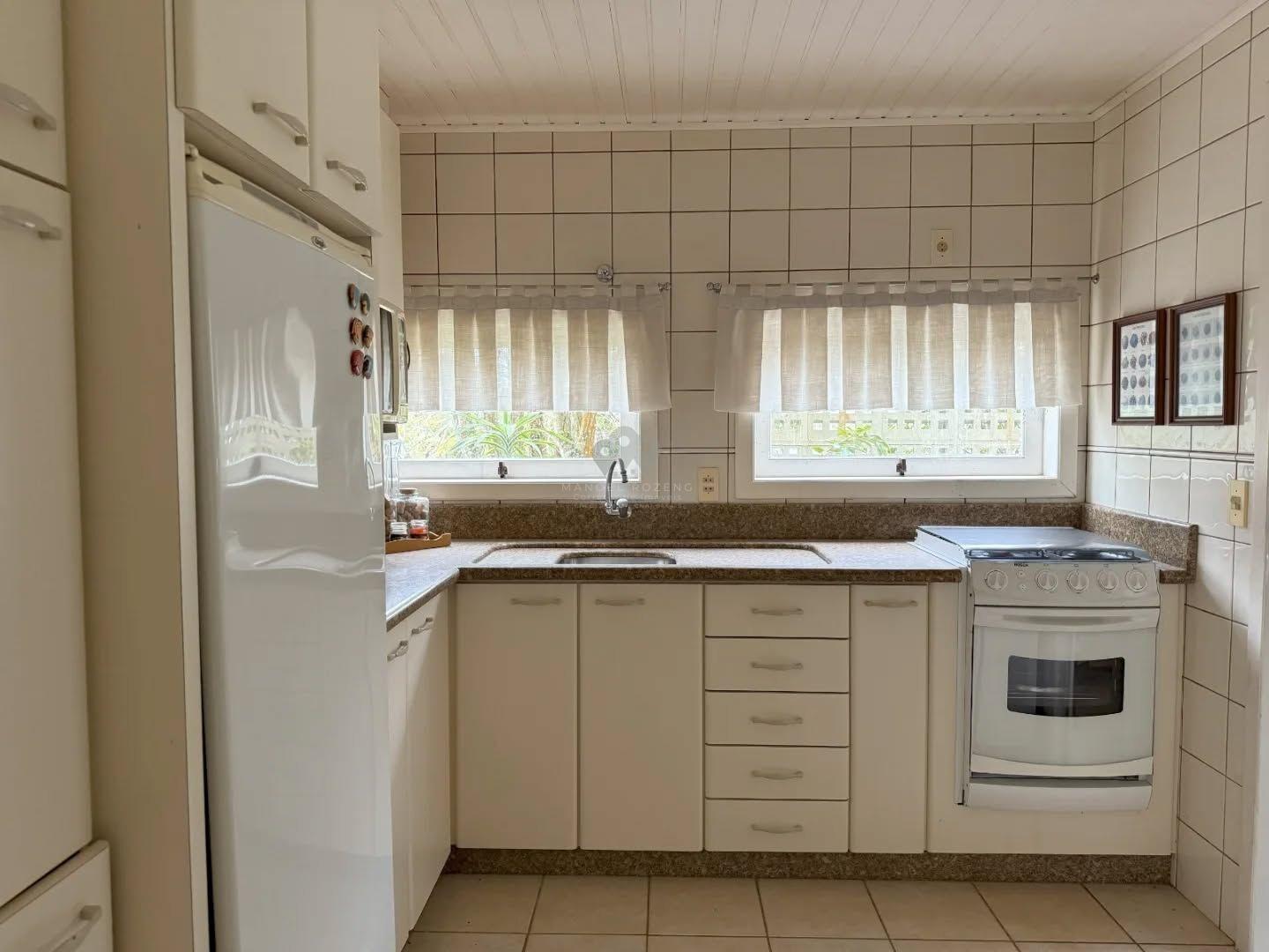 Casa à venda no condomínio Pontal da Lagoa -  Lagoa dos Esteves - Balneário Rincão/SC - Manoel Rozeng