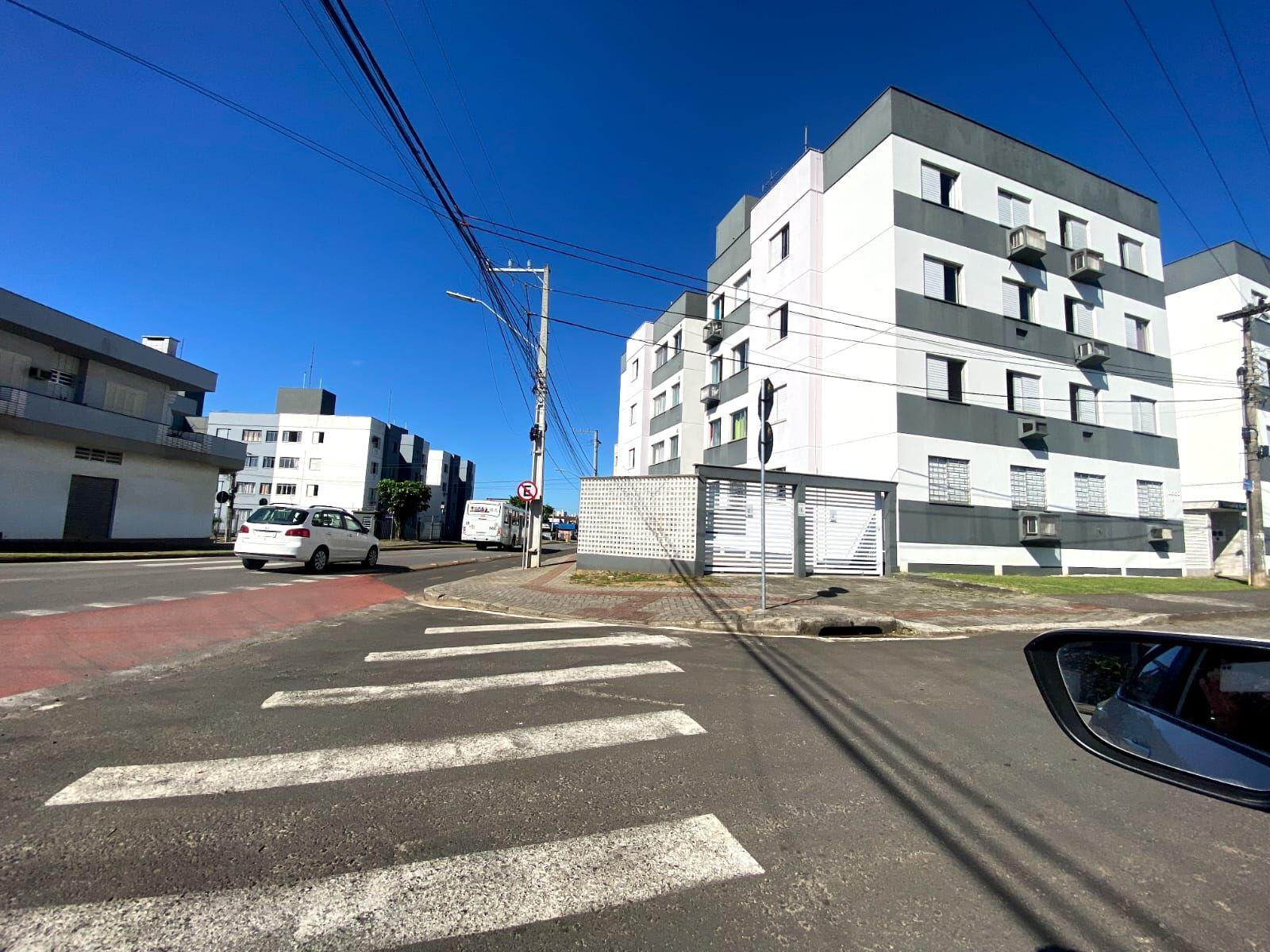 Apartamento à venda no Condominio GUARUJÁ - bairro Milanese - Criciúma/SC - Manoel Rozeng