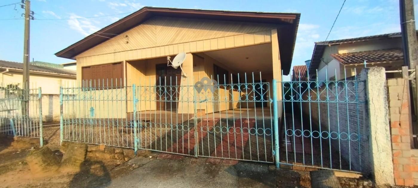 Casa à venda no bairro Sangão - Criciúma/SC - Manoel Rozeng