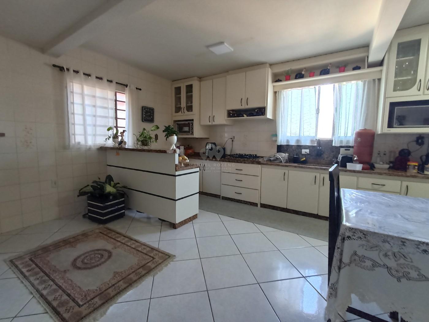 Ótima e confortável casa à venda no b. N. S. da Salete - Criciúma/SC - Manoel Rozeng