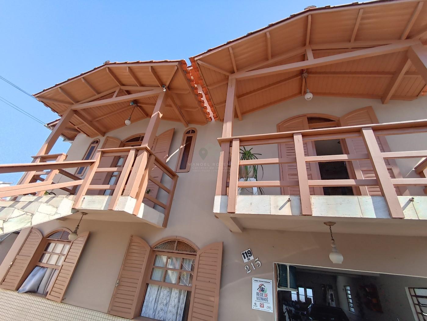 Ótima e confortável casa à venda no b. N. S. da Salete - Criciúma/SC