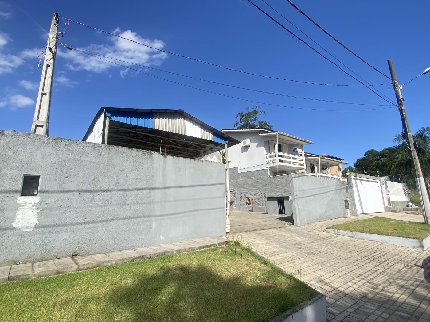 CONJUNTO DE IMÓVEIS À VENDA | BAIRRO SANTO ANTÔNIO  CRICIÚMA. - Manoel Rozeng