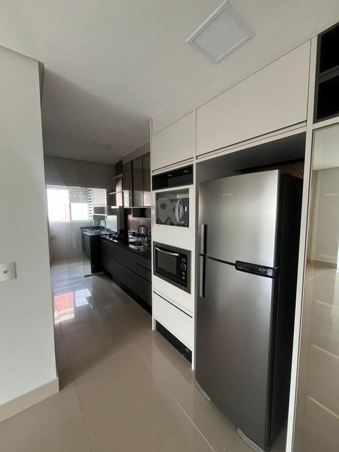 Ed. Longarone | Bairro Comerciário  Criciúma/SC - Manoel Rozeng